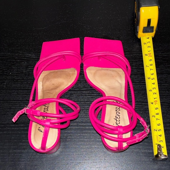 L’Intervalle Fresh Berry Leather Strappy Low Heel Sandal, Size 38 WORN ONCE - Picture 6 of 12